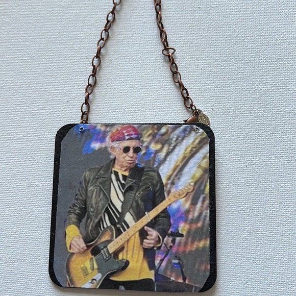 Keith Richard Ornament - Picture 2 of 3
